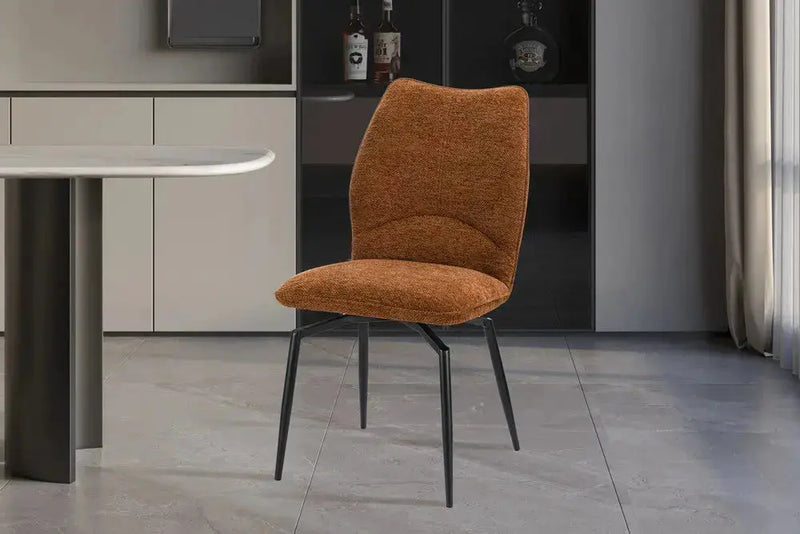 Chaise terracotta en velours ou tissu, ton terre cuite chaleureux TIKAYLA