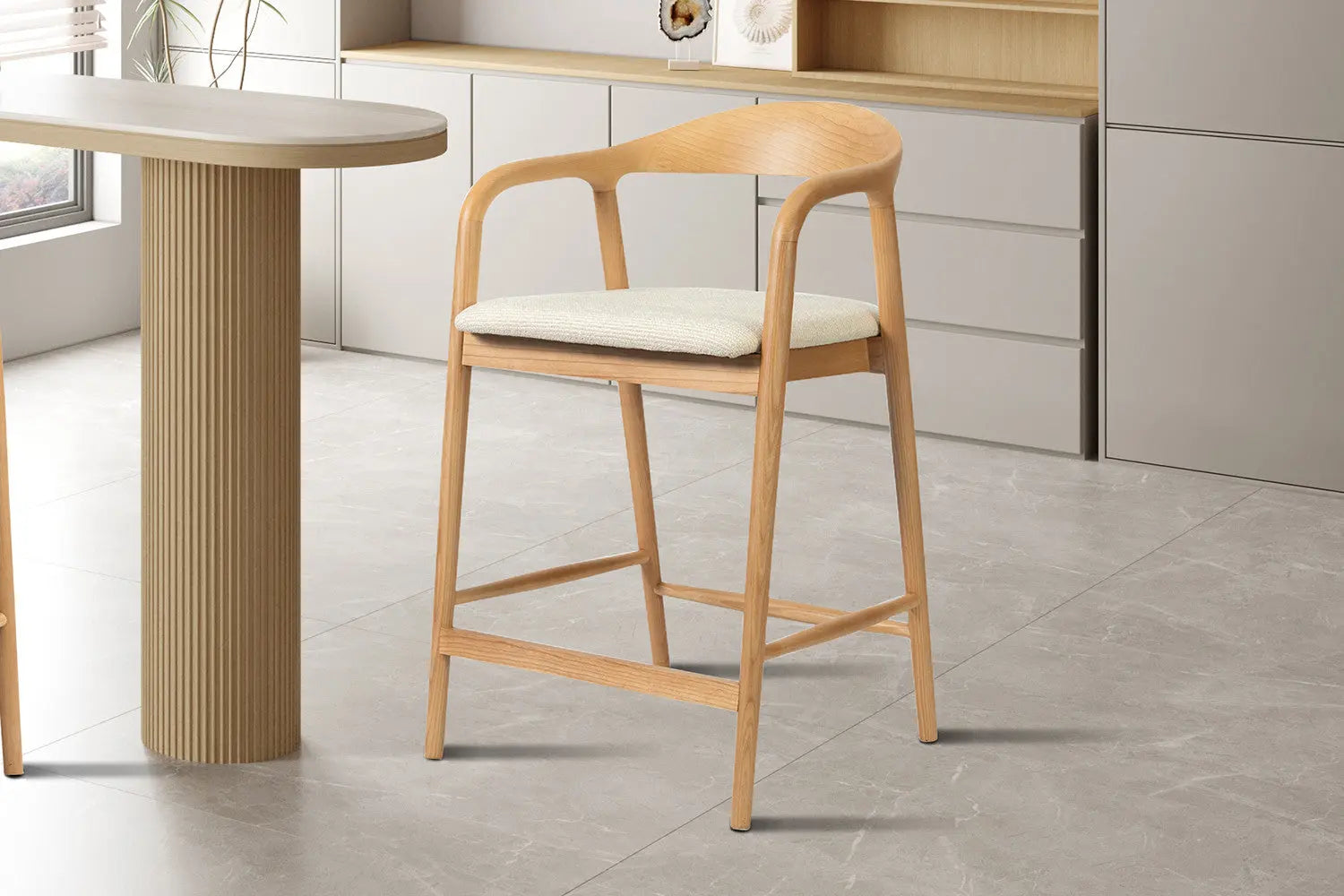 Chaise de bar CLARA Frêne naturel – 55,5 x 57,5 cm | TIKAYLA