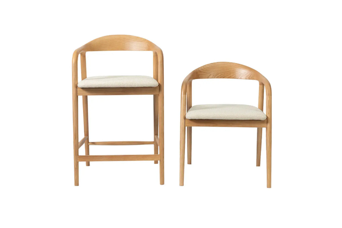 Chaise de bar CLARA Frêne naturel – 55,5 x 57,5 cm | TIKAYLA