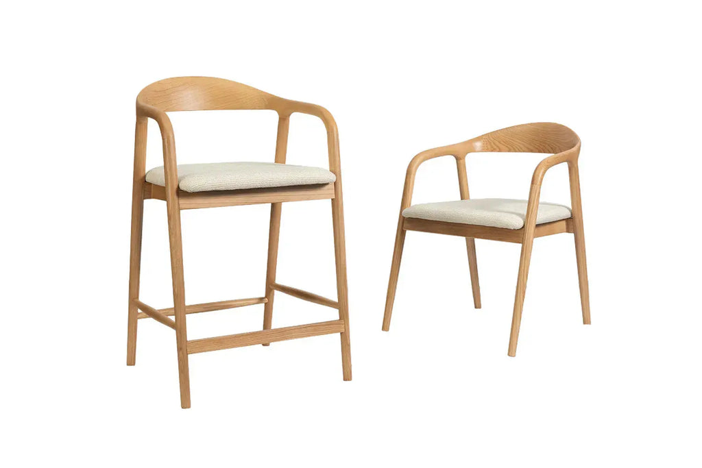 Chaise de bar CLARA Frêne naturel – 55,5 x 57,5 cm | TIKAYLA