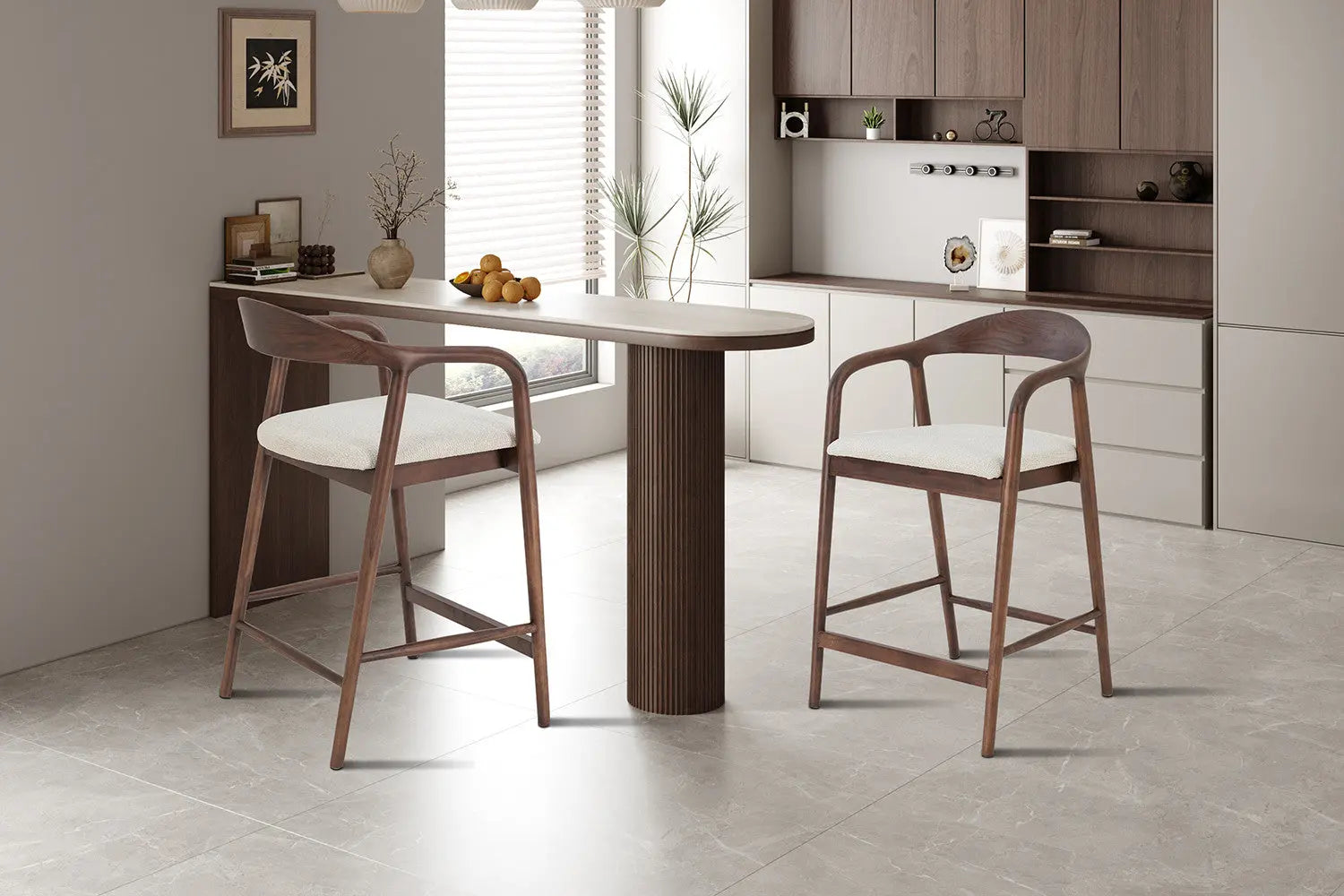 Chaise de bar CLARA Frêne noyer – 55,5 x 57,5 cm | TIKAYLA