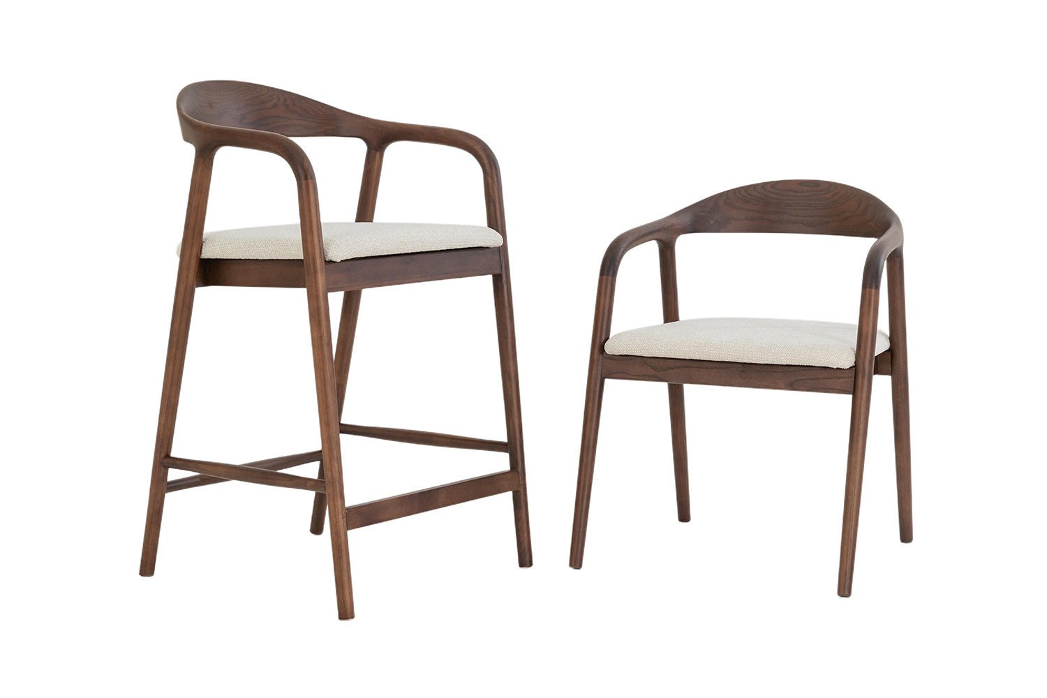 Chaise de bar CLARA Frêne noyer – 55,5 x 57,5 cm | TIKAYLA