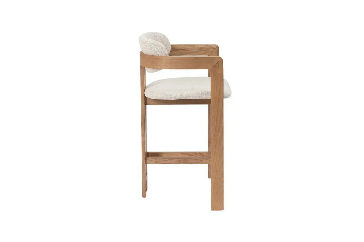 Chaise de bar KAMELIA en bois de frêne naturel – 56 x 52 cm | TIKAYLA