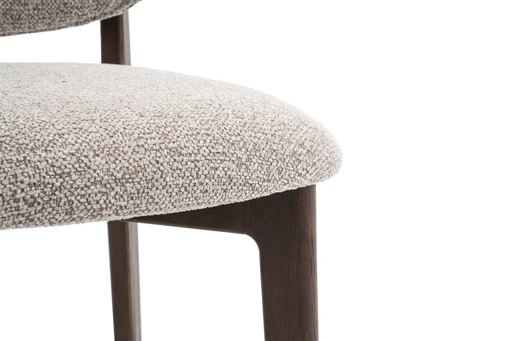 Chaise de bar KAYA Chêne fumé et Sable – chêne massif | TIKAYLA
