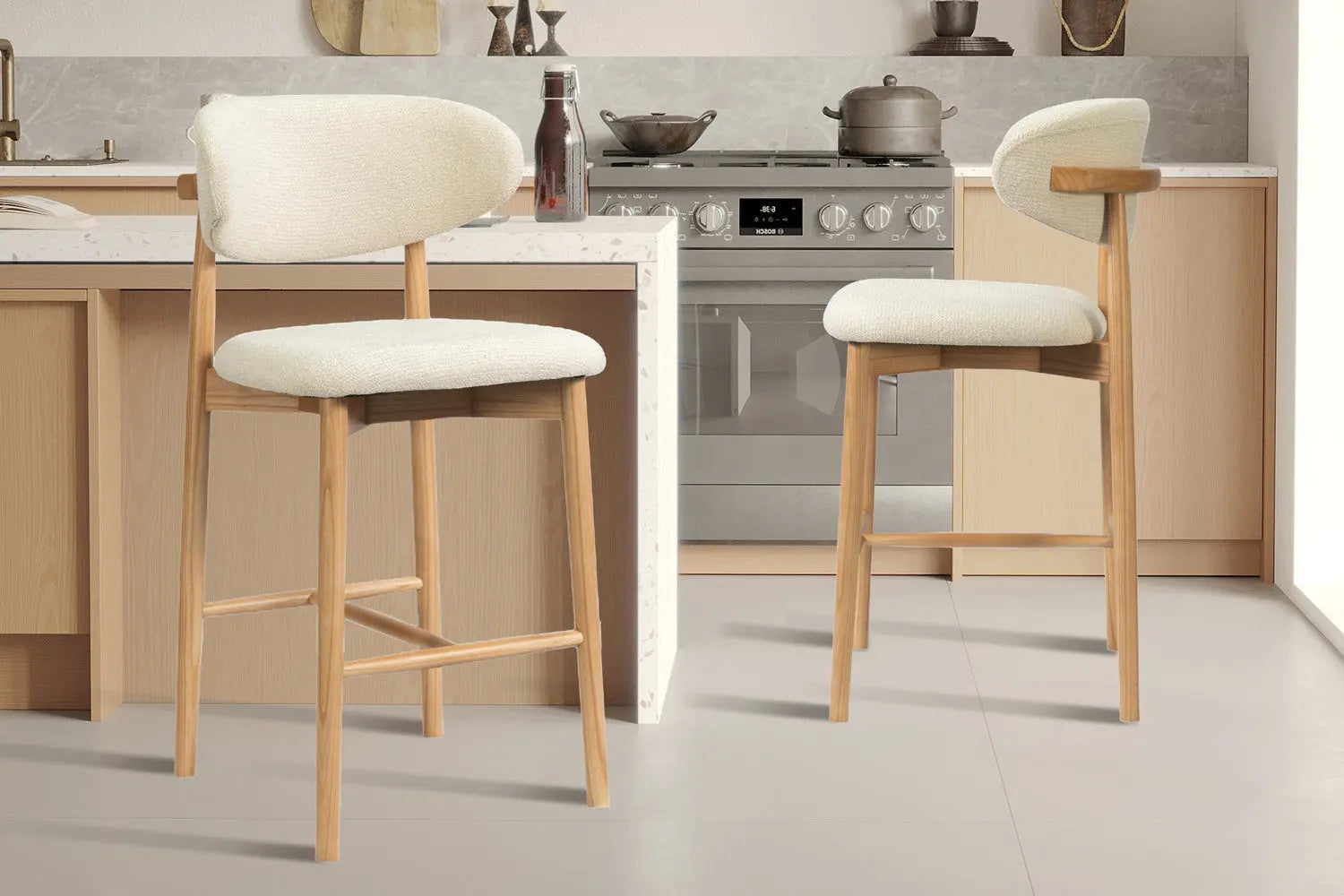 Chaise de bar KAYLA beige frêne naturel – 50 x 56 cm | TIKAYLA