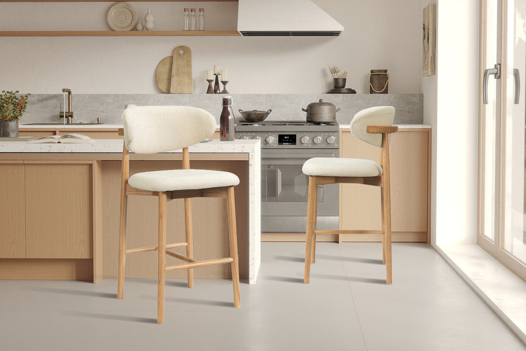 Chaise de bar KAYLA beige frêne naturel – 50 x 56 cm | TIKAYLA