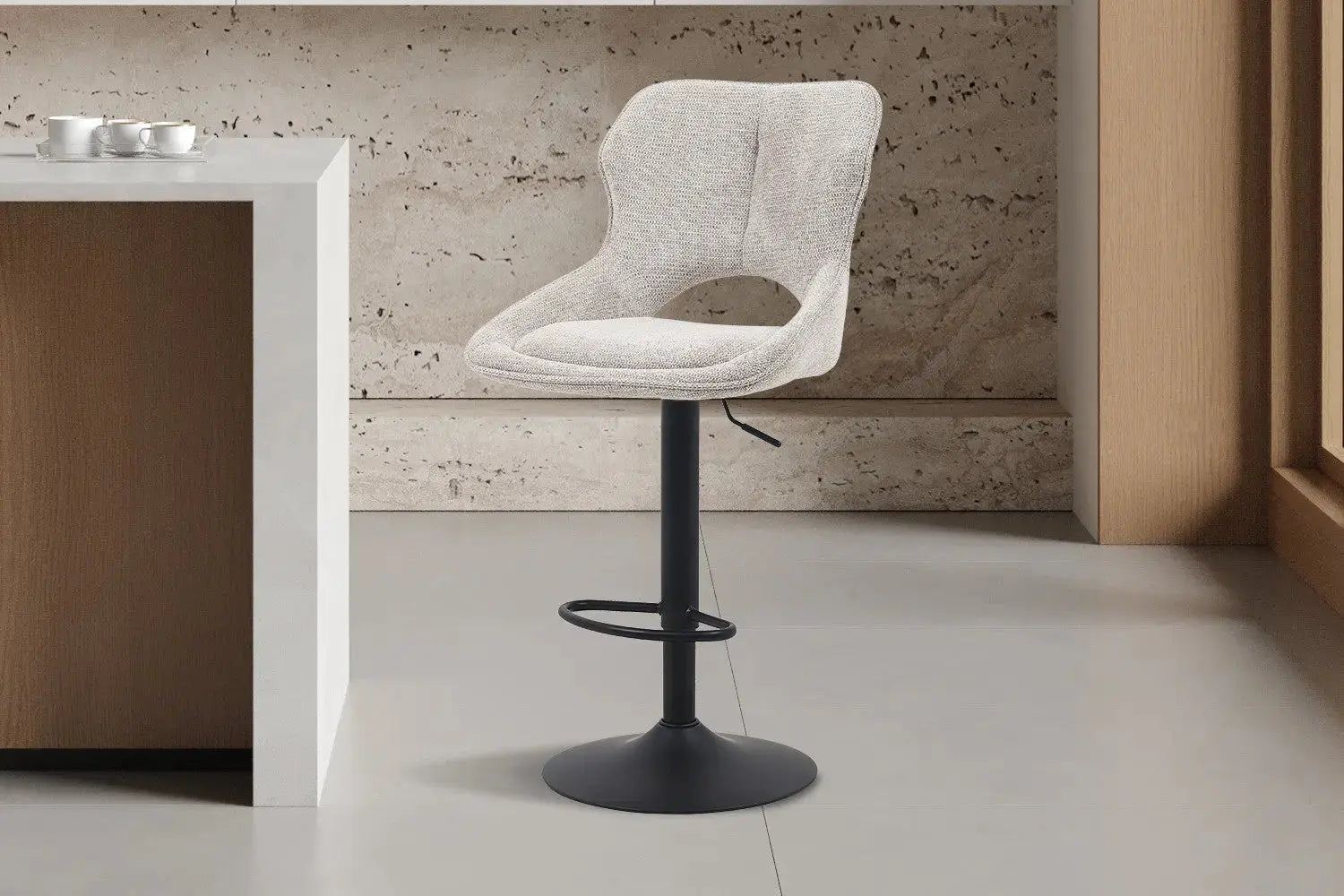 Chaise de bar pivotante MORY en tissu gris clair – 51 x 53 cm | TIKAYLA