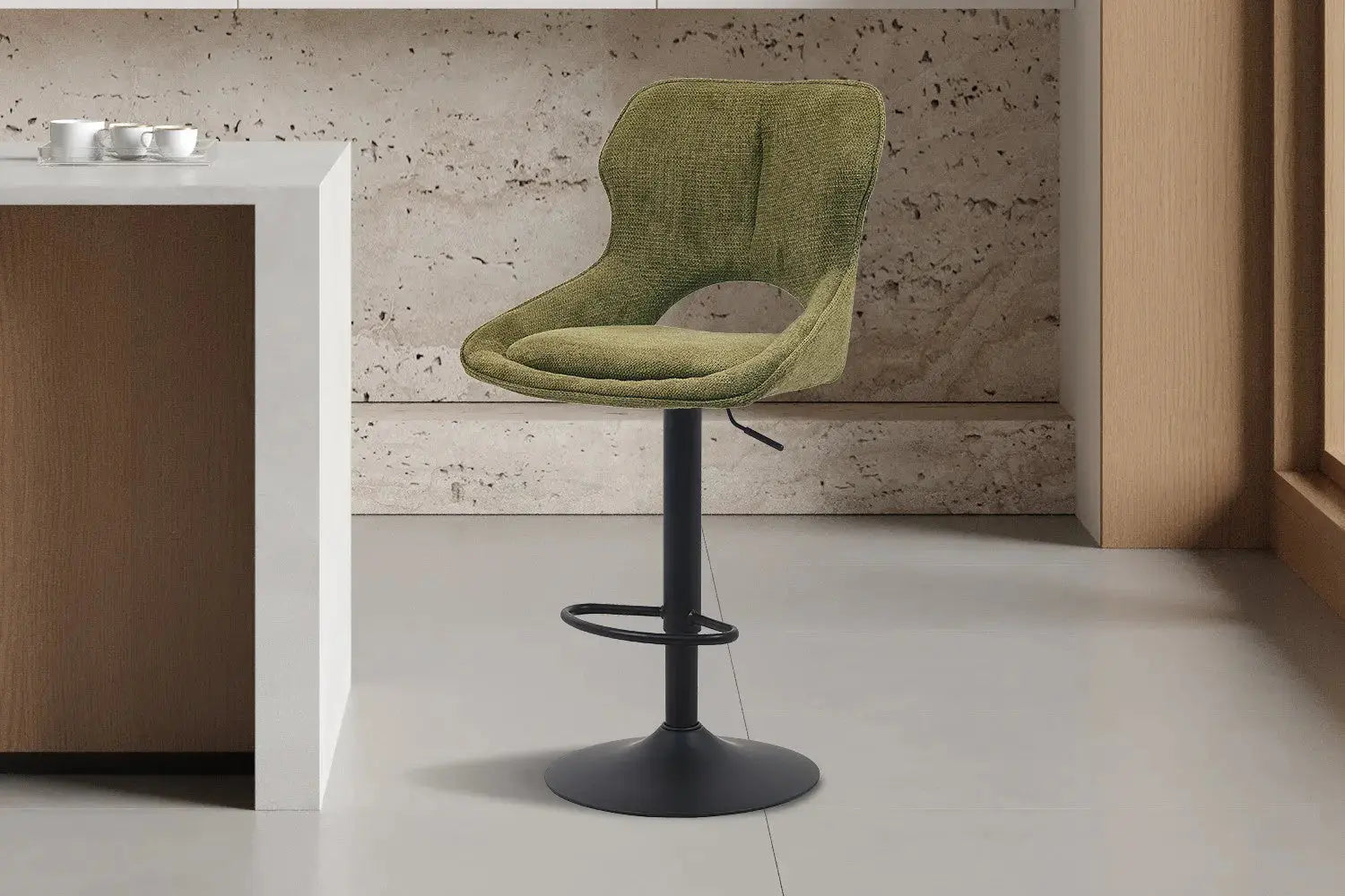 Chaise de bar pivotante MORY en tissu vert – 51 x 53 cm | TIKAYLA