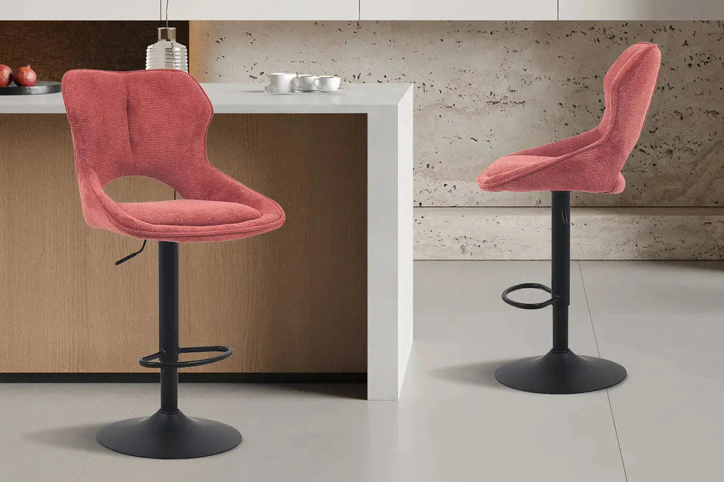 Chaise de bar pivotante MORY en tissu rouge – 51 x 53 cm | TIKAYLA