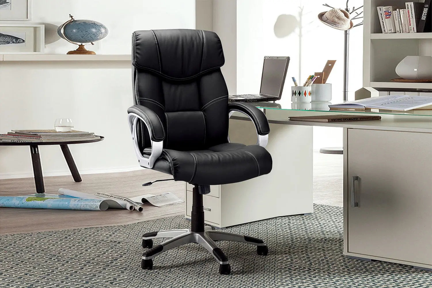 Chaise de bureau DALIA en similicuir noir, dossier haut 111 a 120 cm - TIKAYLA