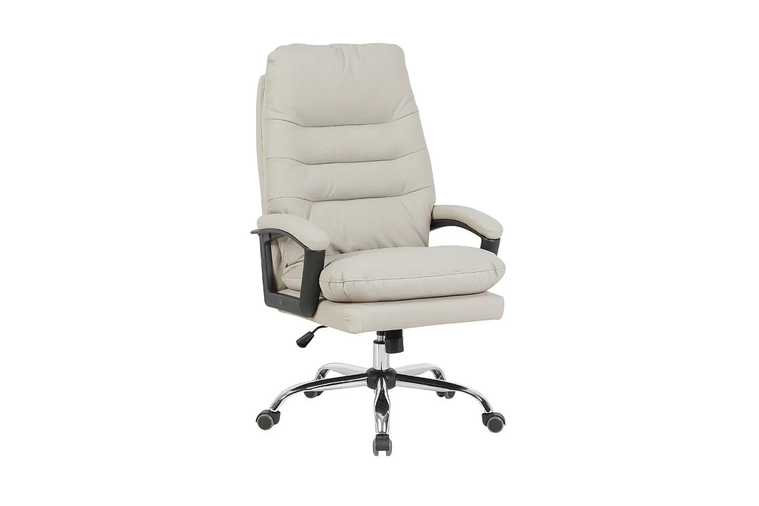 Chaise de bureau DANIELA beige en situation dans un bureau