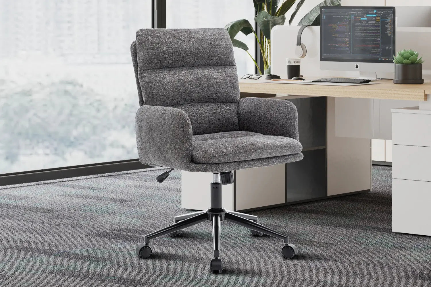 Chaise de bureau EMMY en tissu gris fonce, hauteur reglable 88 a 98 cm - TIKAYLA