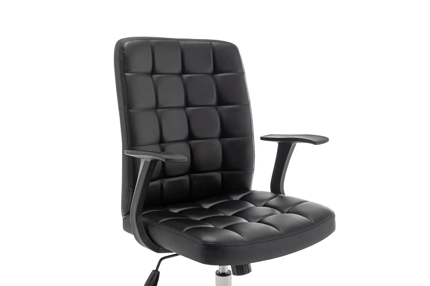 Chaise de bureau LUKY noire en situation - TIKAYLA