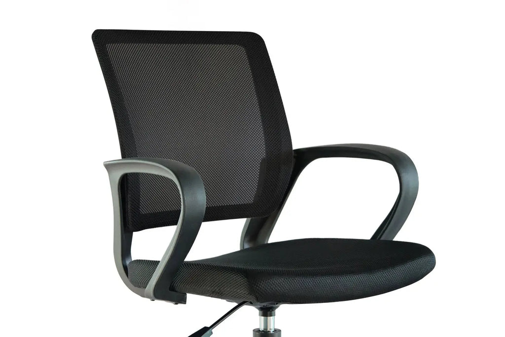Chaise de bureau PURE en situation - TIKAYLA