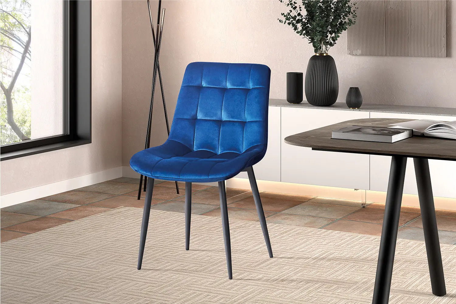 Chaise de salle à manger JULIA Bleu velours – 50 x 59 cm | TIKAYLA