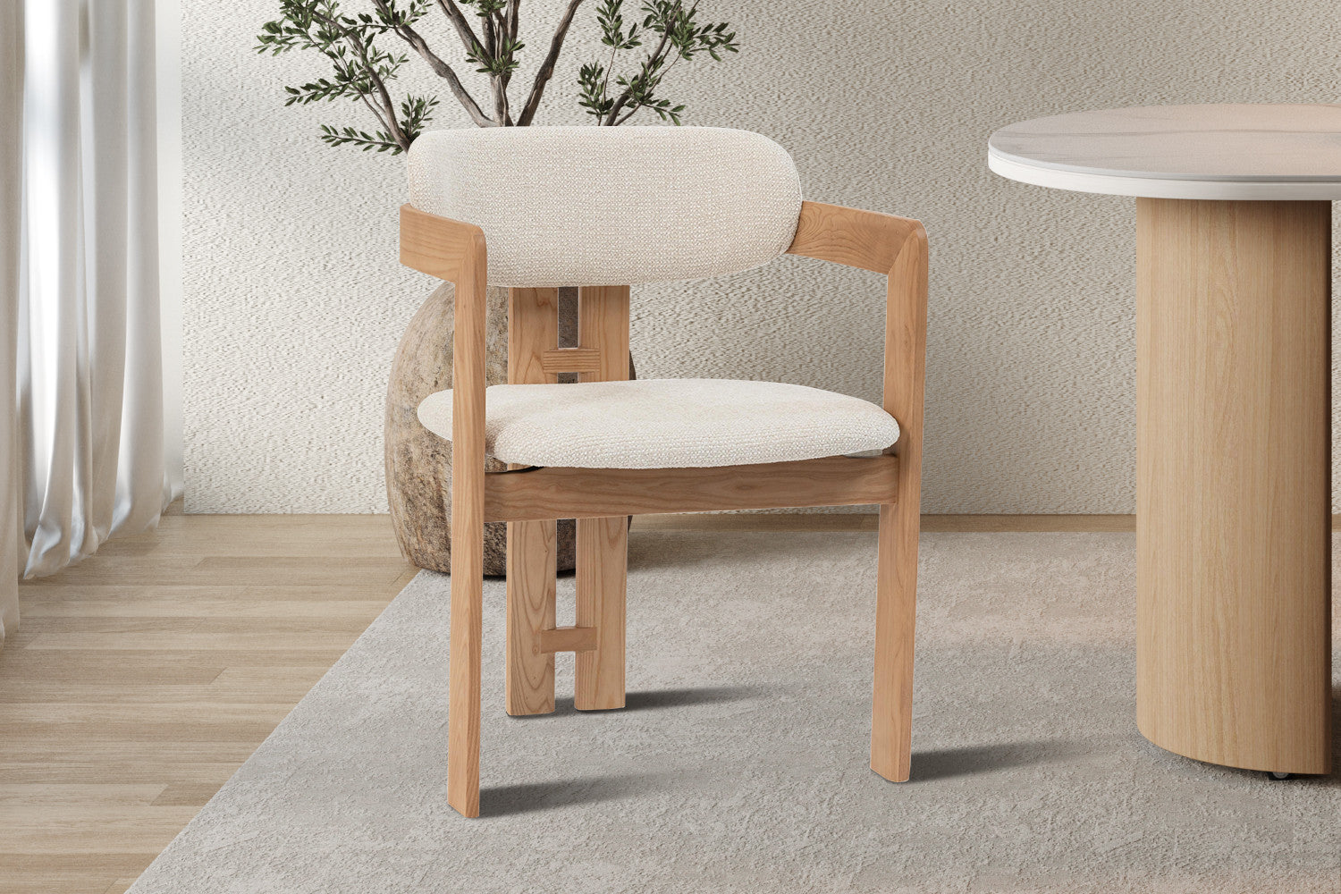 Chaise de salle à manger KAMELIA en bois de frêne naturel – 56 x 52 cm | TIKAYLA