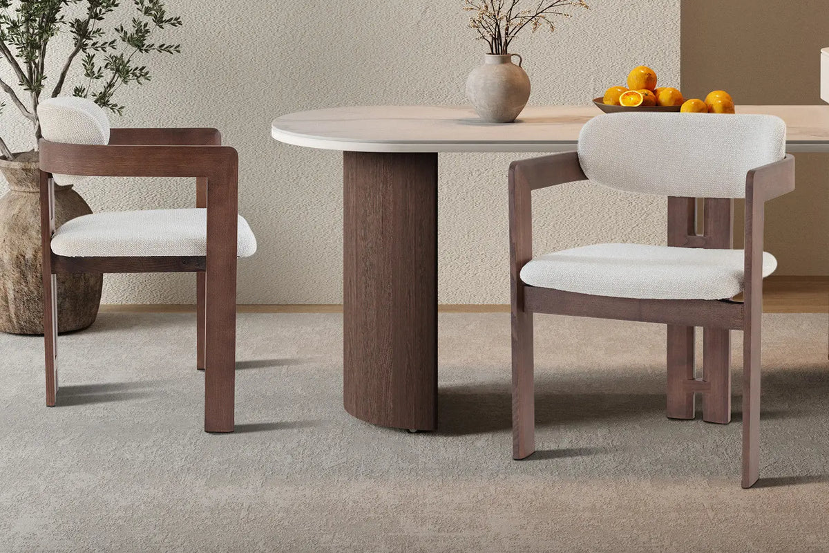 Chaise de salle à manger KAMELIA en bois de frêne et noyer – 56 x 52 cm | TIKAYLA