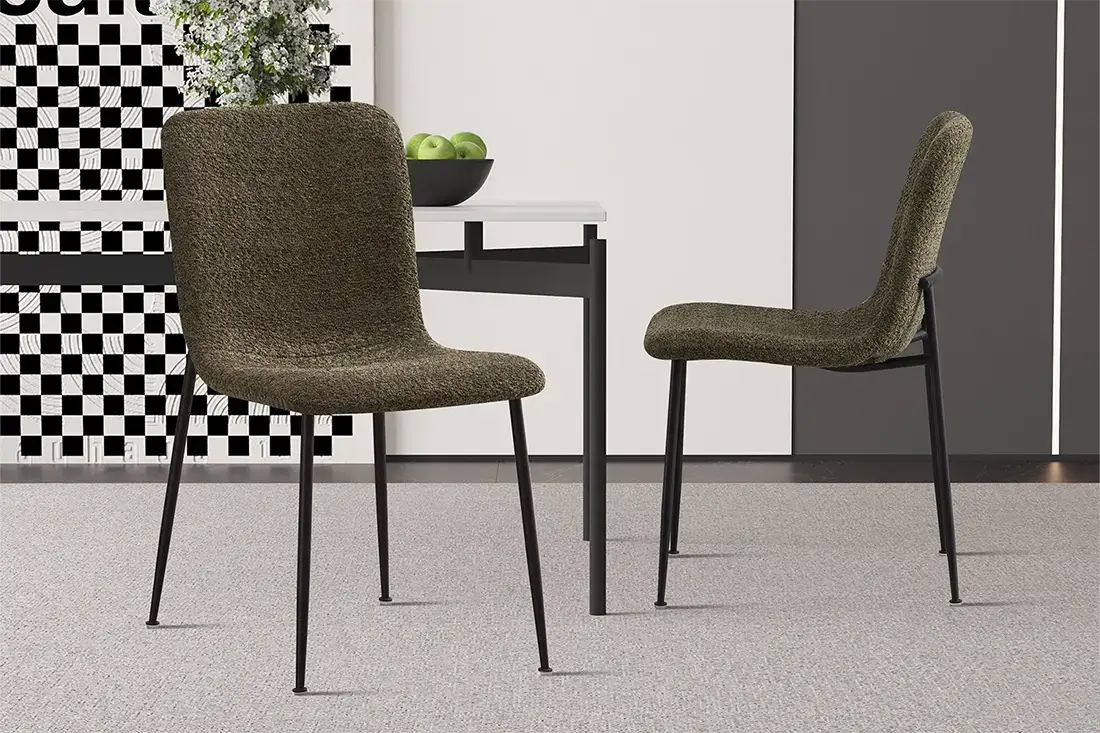Chaise ALICYA Bouclé Vert – 42 x 57 cm | TIKAYLA