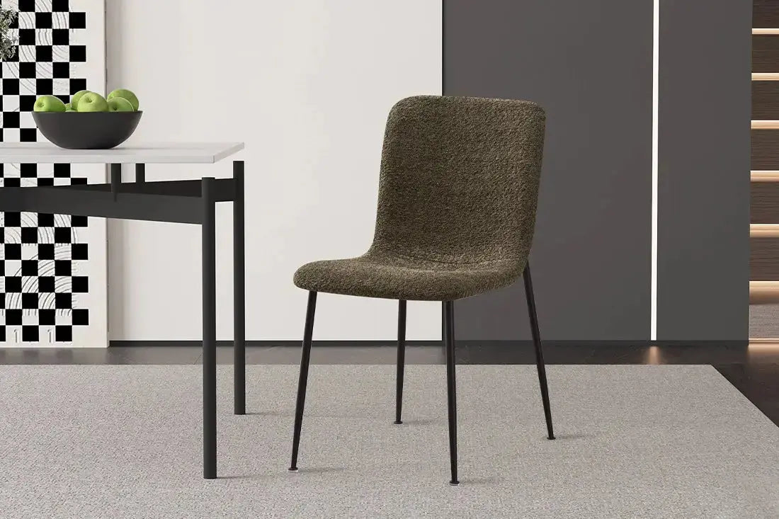 Chaise ALICYA Bouclé Vert – 42 x 57 cm | TIKAYLA