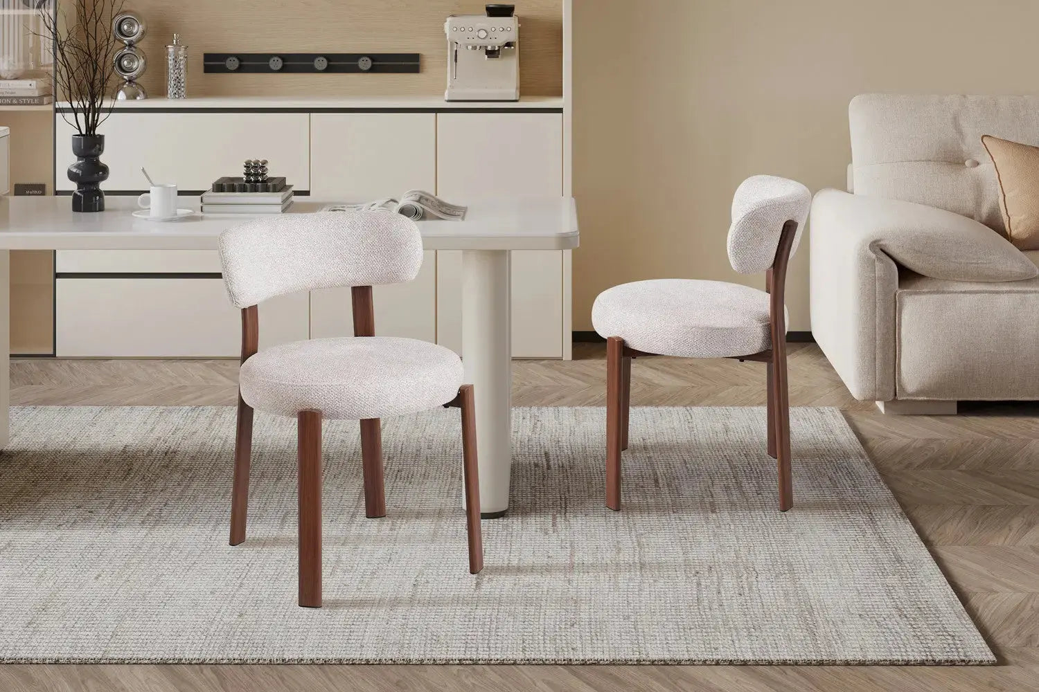Chaise de salle à manger SAFYA effet bois noyer et tissu beige - 50 x 52 cm - ROUSSEAU chez TIKAYLA