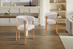 Chaise de salle à manger avec accoudoirs SAFYA effet bois naturel et tissu beige - 60 x 52 cm chez TIKAYLA