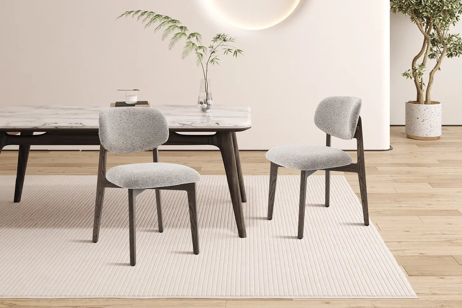 Chaise de salle à manger KAYA Chêne foncé et Sable – 48 x 59 cm | TIKAYLA