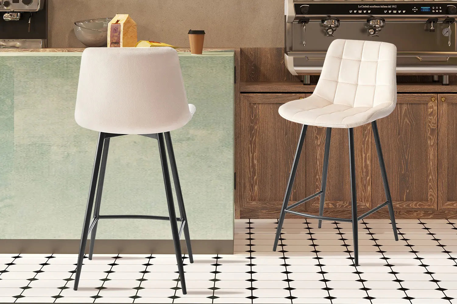 Chaise de bar JULIA Beige velours – 46 x 36 cm | TIKAYLA