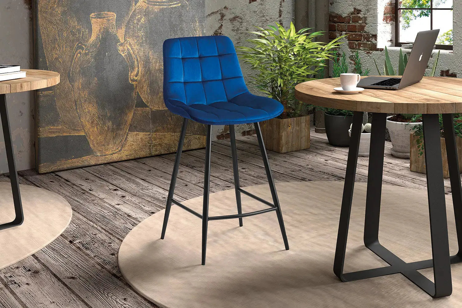 Chaise de bar JULIA Bleu velours – 46 x 36 cm | TIKAYLA