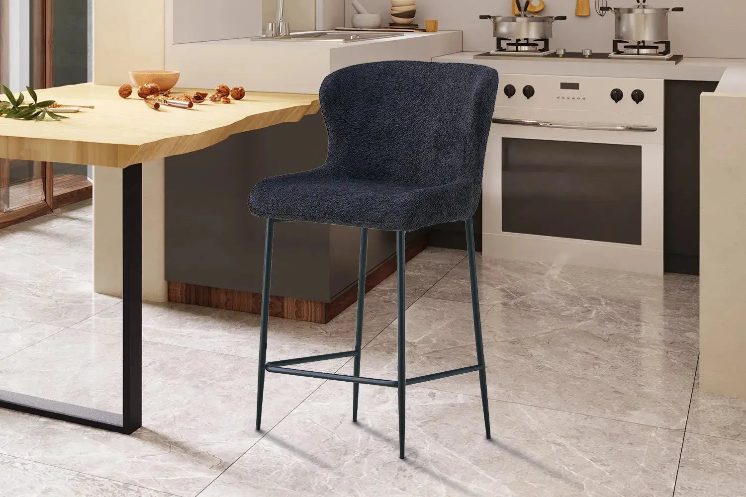 Chaise de bar LISE Gris foncé tissu bouclé – 51,5 x 56 cm | TIKAYLA