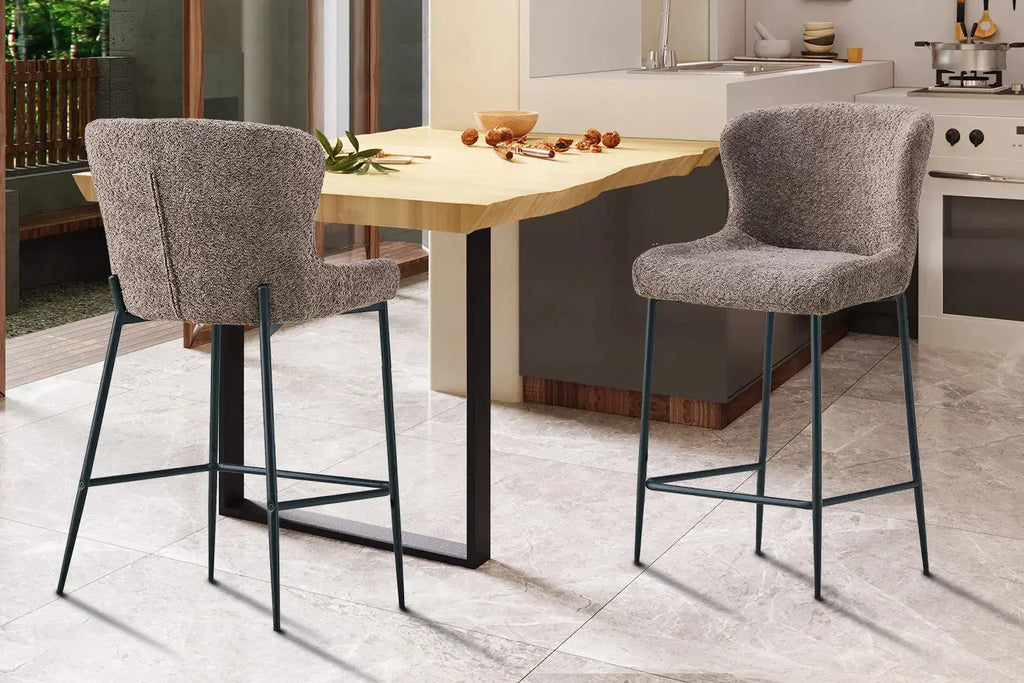 Chaise de bar LISE Sable tissu bouclé – 51,5 x 56 cm | TIKAYLA