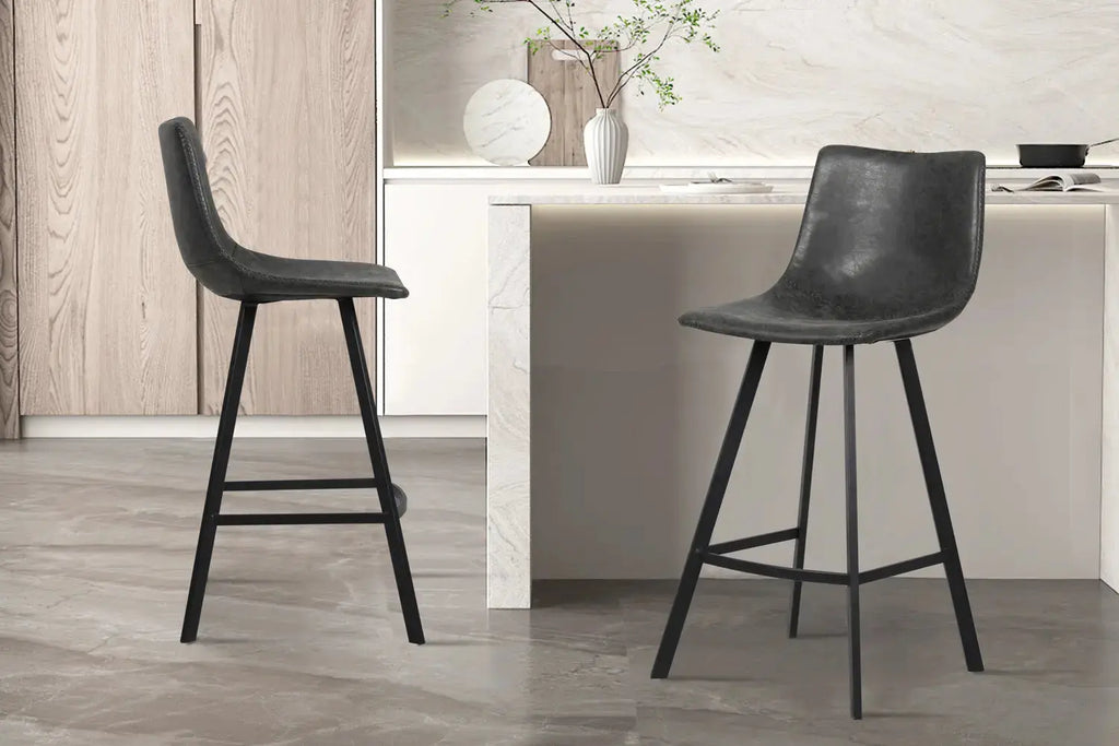 Chaise de bar OZAYA Noir simili cuir – 45 x 49 cm | TIKAYLA
