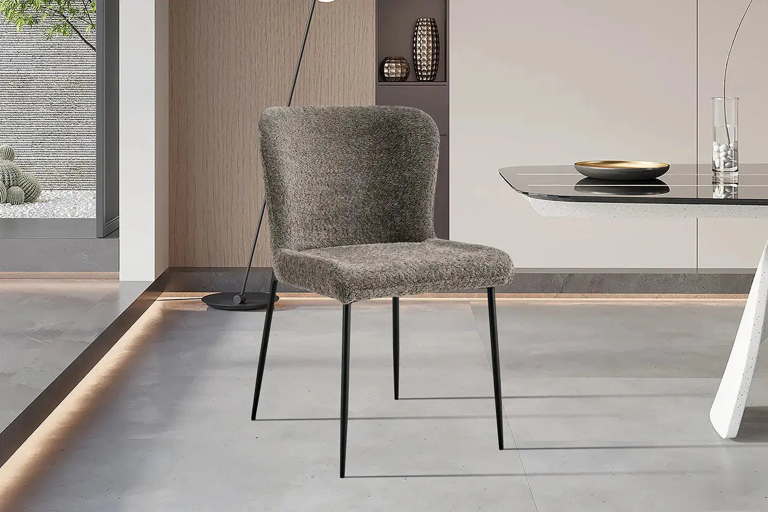 Chaise de salle à manger LISE Bouclé Sable – 58 x 52 cm | TIKAYLA
