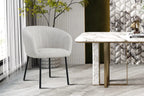 Chaise de salle à manger SAVINA Beige avec accoudoirs – 57 x 62 cm | TIKAYLA