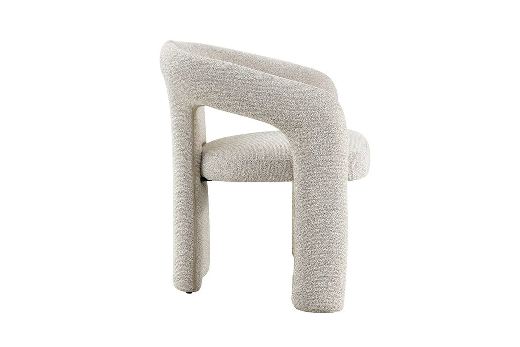 Chaise de salle à manger BEJAYA Beige avec accoudoirs – 63 x 62 cm | TIKAYLA
