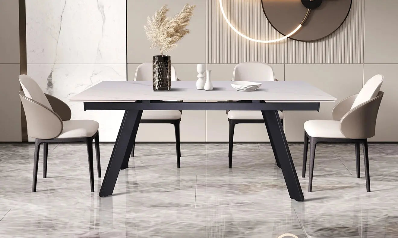 Table extensible HIRA plateau en pierre, 160 à 240 cm, chez TIKAYLA