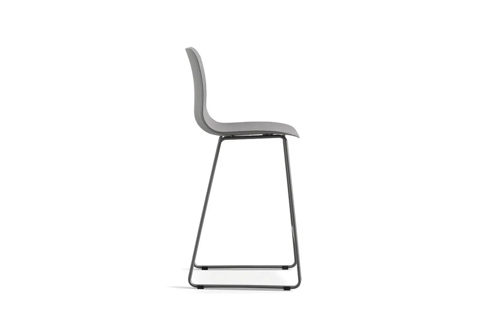 Chaise de bar MARYA Gris polypropylène – 51 x 44 cm | TIKAYLA