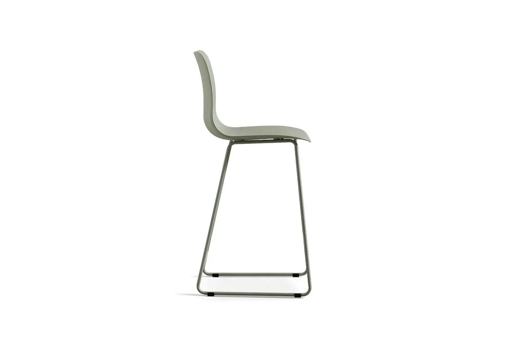 Chaise de bar MARYA Gris vert polypropylène – 51 x 44 cm | TIKAYLA