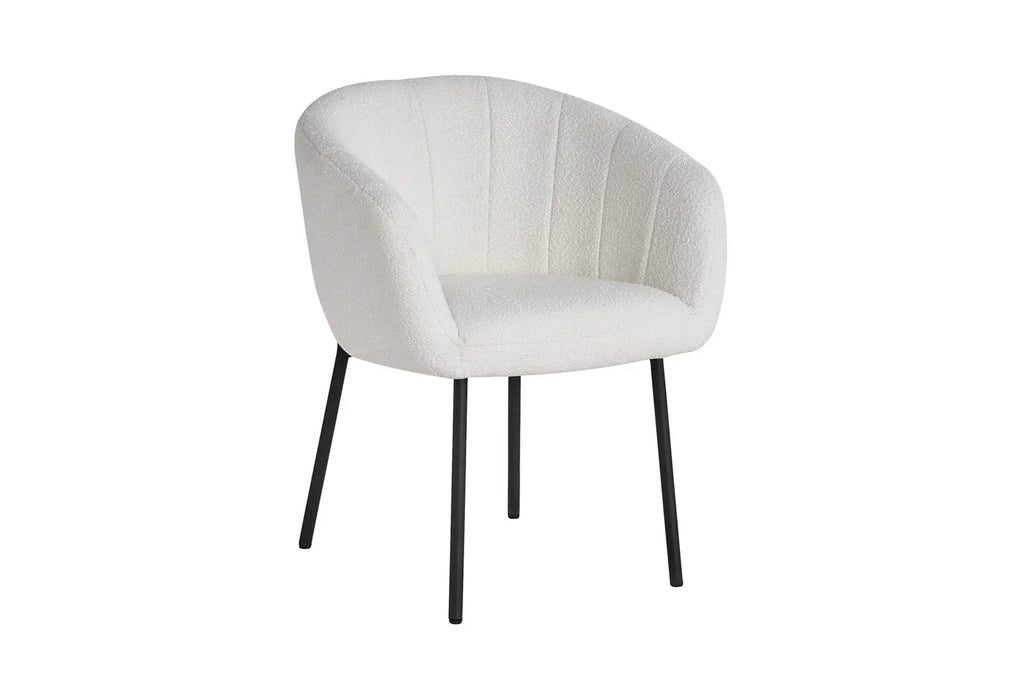 Chaise de salle à manger SAVINA Bouclé Blanc avec accoudoirs – 57 x 62 cm | TIKAYLA