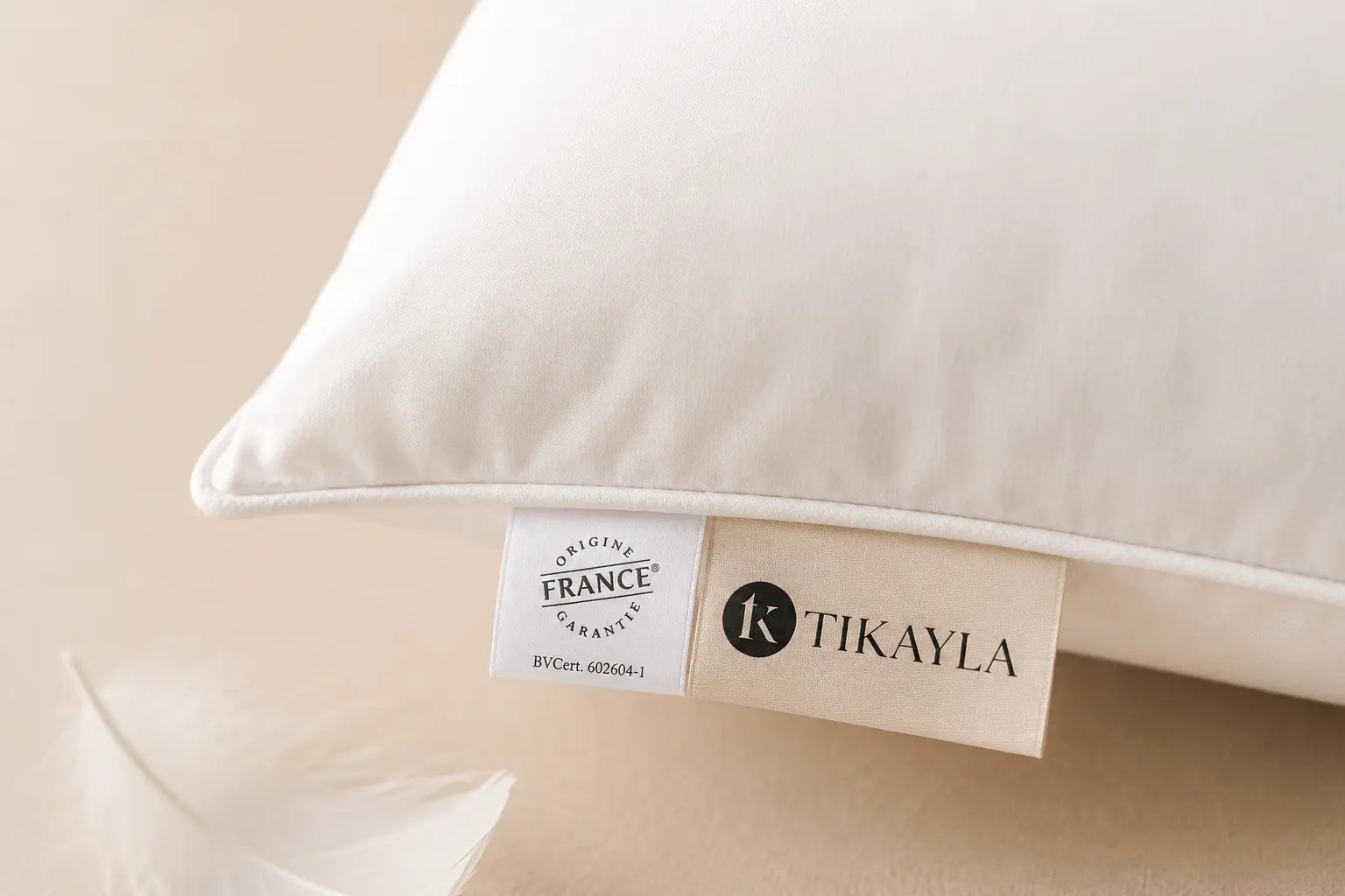 Oreiller moelleux CIRRUS – 90 % duvet de canard français TIKAYLA