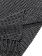 Plaid en coton fait main AMALIA gris foncé - 125 x 150 cm - BENUTA