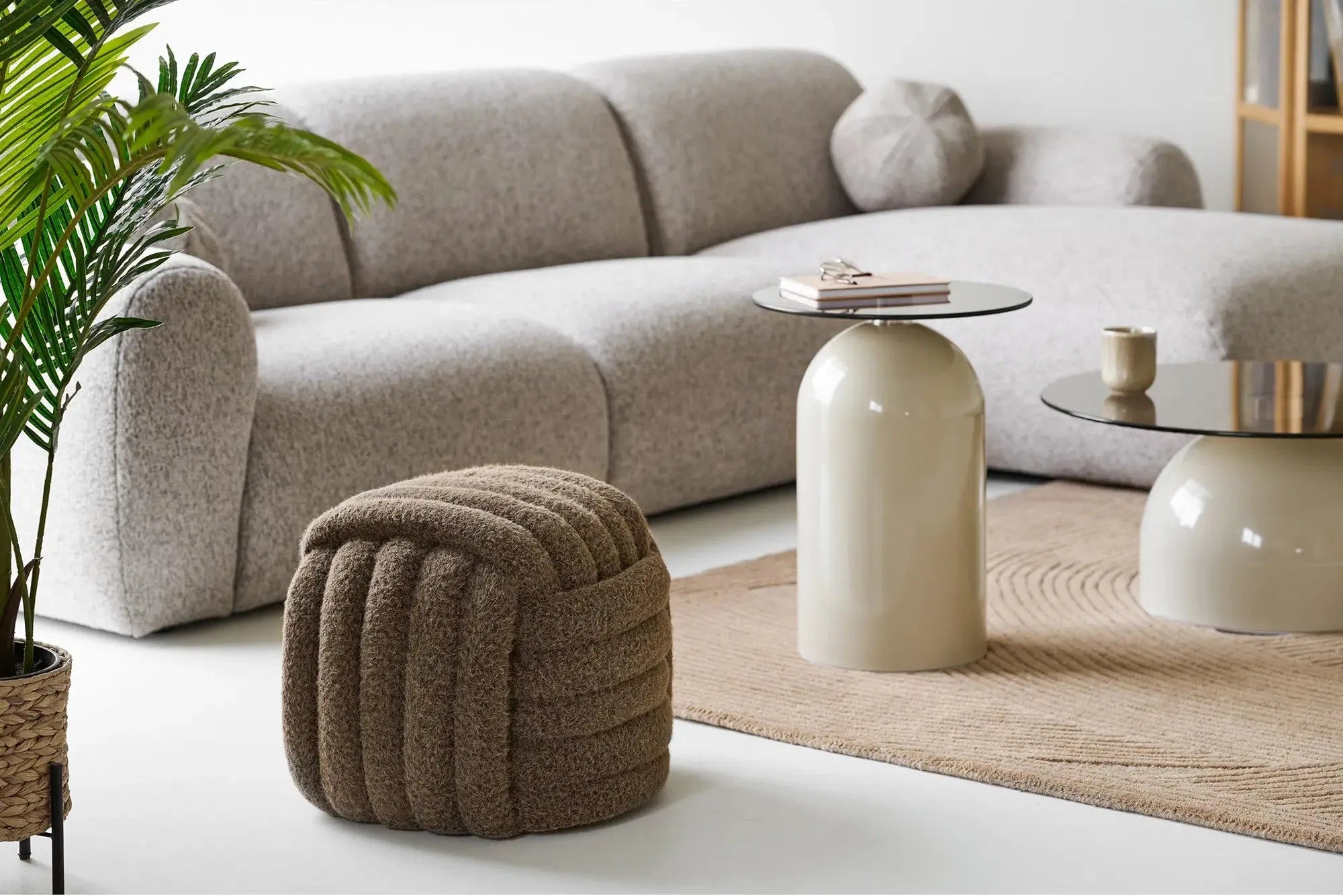 Pouf en tissu 100% Polyester NAPIER Marron HOUSE NORDIC