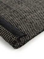 Tapis de couloir en laine fait main ROCCO noir et blanc - BENUTA