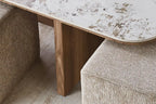 Table basse AVORA avec 4 poufs en tissu, plateau pierre brillante - 80 x 80 cm | TIKAYLA