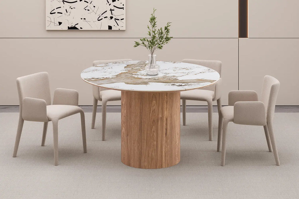Table extensible AVORA beige dans une salle a manger contemporaine