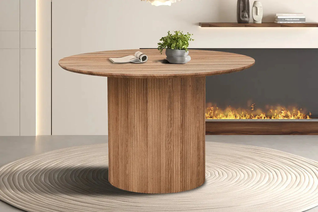 Table à manger ronde LYANE effet chêne vieilli - 120 cm - ROUSSEAU chez TIKAYLA