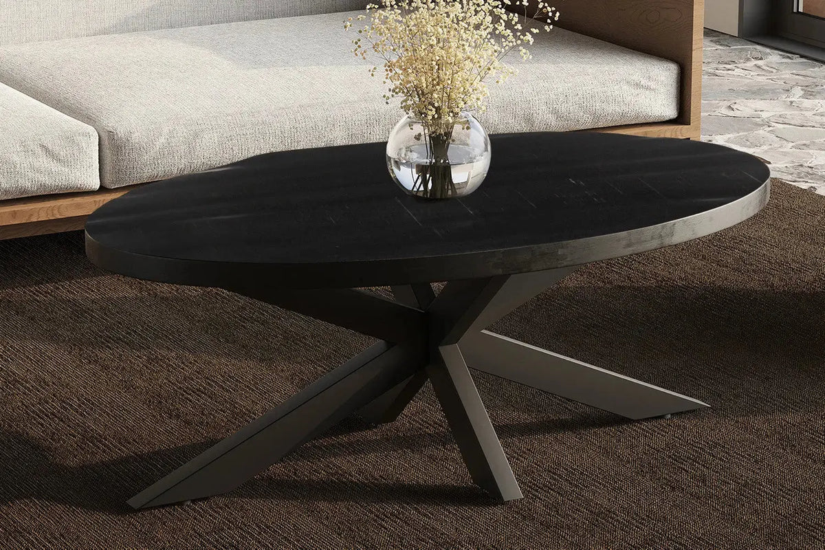 Table basse ovale en bois de manguier AYORA noir - 130 x 70 cm - ROUSSEAU chez TIKAYLA