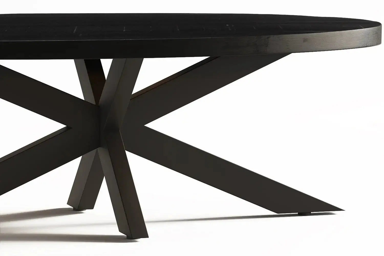 Table basse ovale en bois de manguier AYORA noir - 130 x 70 cm - ROUSSEAU chez TIKAYLA
