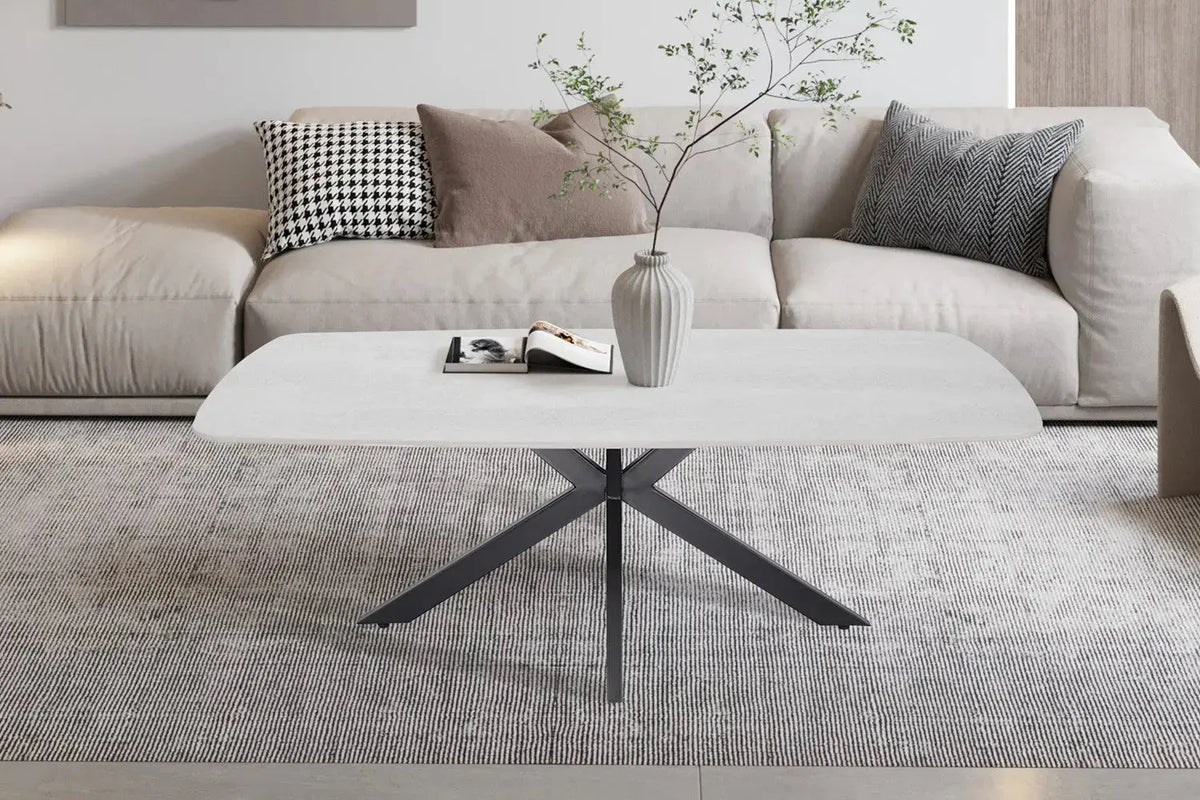 Table basse ovale en pierre APOLLINA Baroque Gris - 130 x 70 cm - ROUSSEAU chez TIKAYLA
