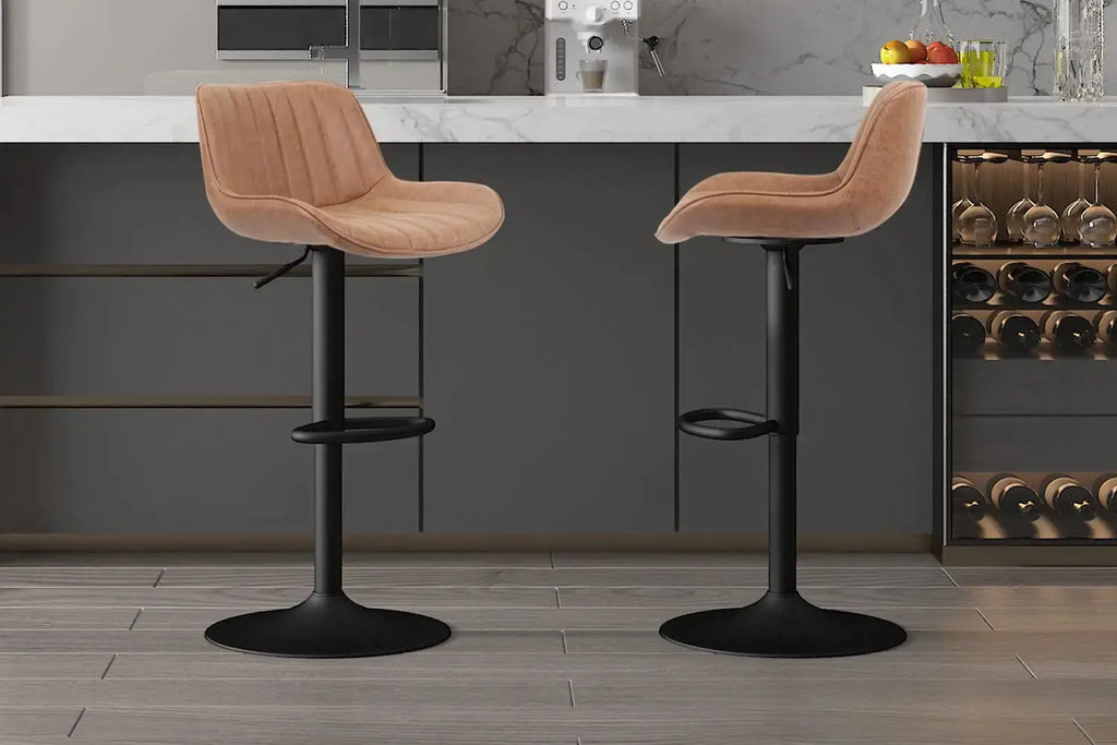 Tabouret de bar FENNY Cognac simili cuir – 48 x 49,5 cm | TIKAYLA
